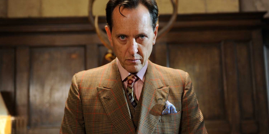 Richard E Grant